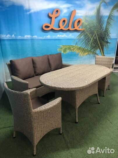 Комплект мебели из искусственного ротанга