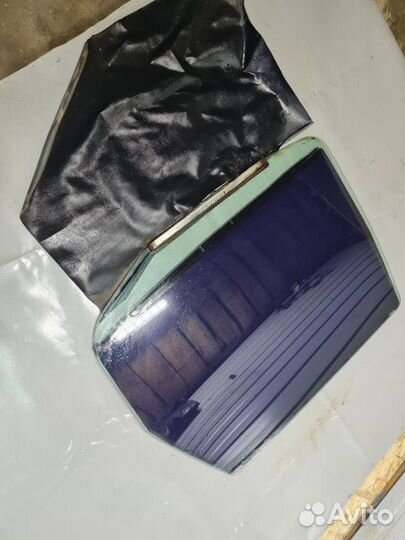 Стекло двери заднее левое Ваз Калина универсал 8