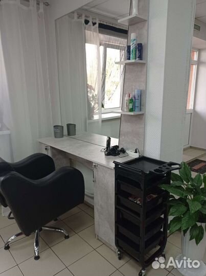 Рабочее место парикмахеру