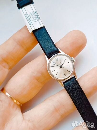 Часы СССР слава женские