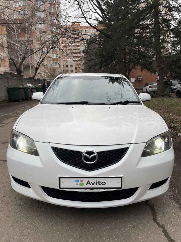Mazda Axela: фото владельца