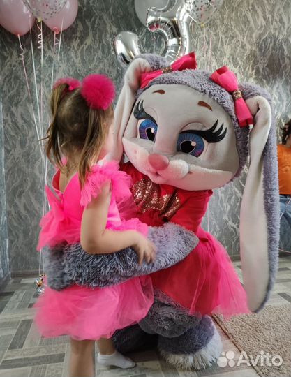 Поздравление большой белый мишка,зайка,котик