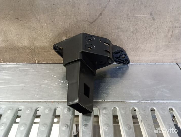 Кронштейн фары правой Haval Jolion 2021