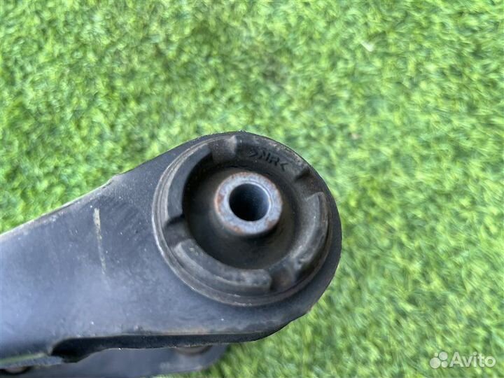 Рычаг подвески верхний левый правый передний Lexus