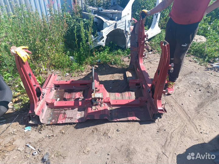 Боковые стойки solaris 1 hatchback