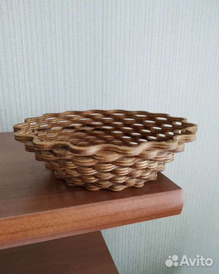 Конфетница из дерева