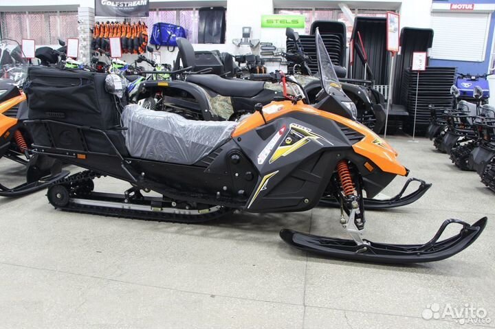 Снегоход Stels Капитан S200 Long витрина