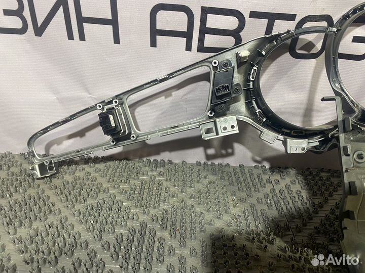 Вставка панели приборов Kia Ceed 2 JD