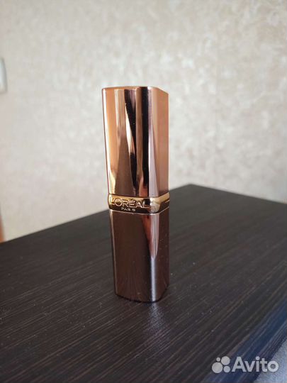 Губная помада loreal