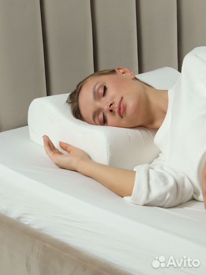 Подушка ортопедическая от болей в шее и отёков