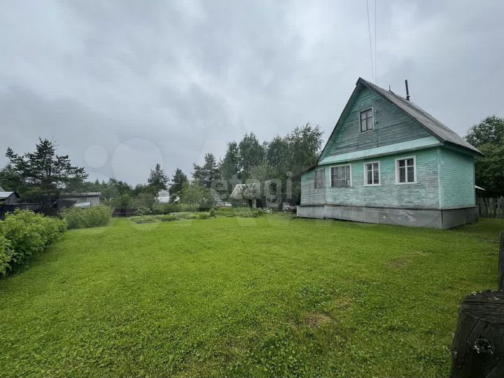 Дача 30 м² на участке 9 сот.