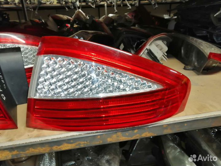 Фонарь в крыло задний Форд Мондео 4 хэтчбек седан