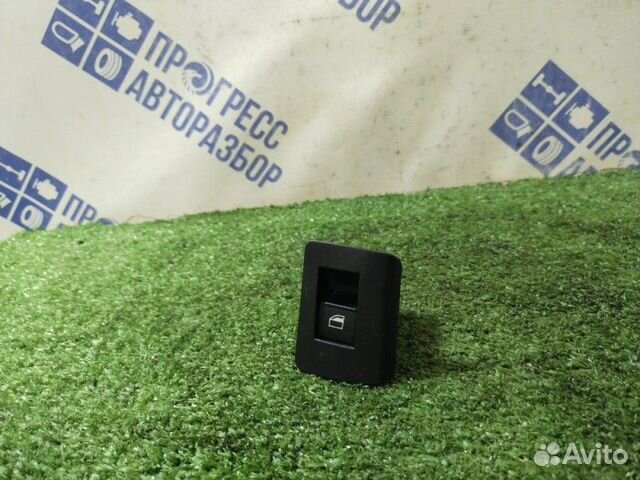 Кнопка стеклоподъемника задняя левая Bmw X5