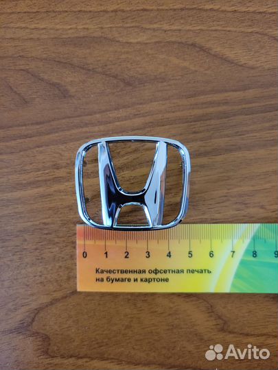 Эмблема на руль honda