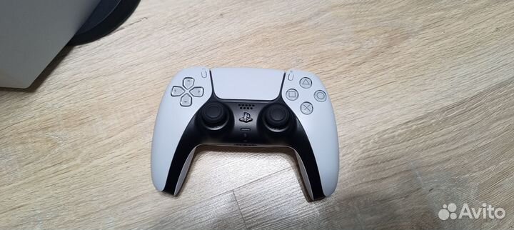 Sony PlayStation 5 с дисководом