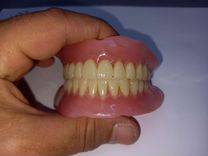 Ремонт и изготов�ление зубных протезов