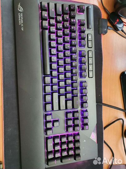 Asus ROG strix flare