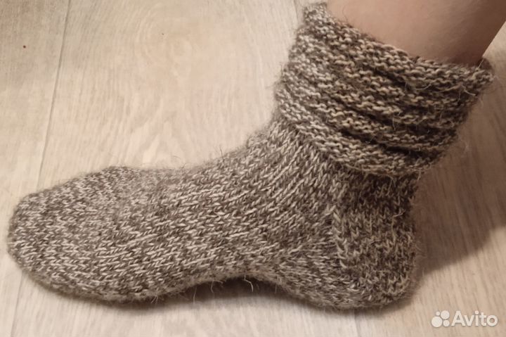 Вязанные носки ручной работы