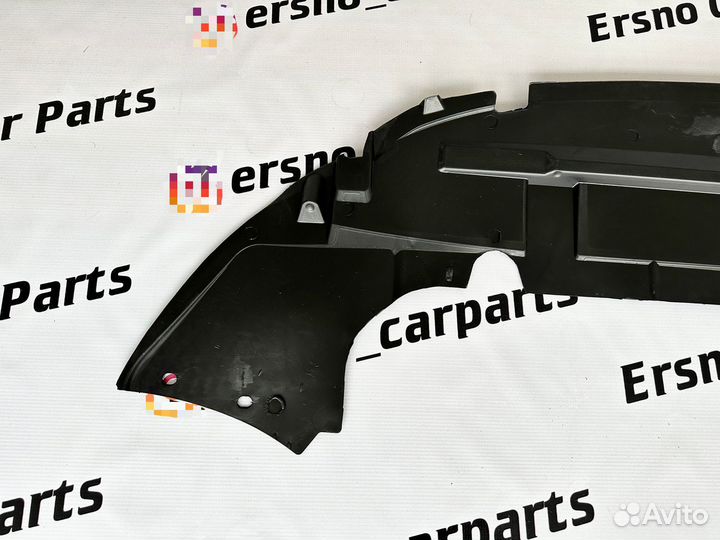 Пыльник переднего бампера Форд Фокус 2