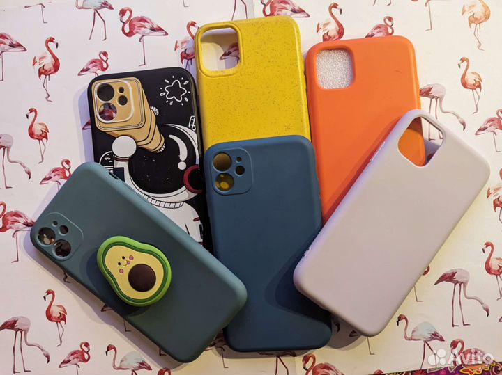 Чехлы на iPhone 11