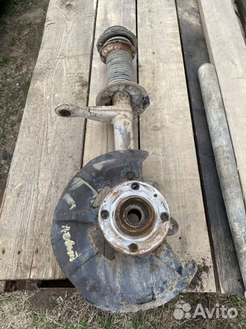 Поворотный кулак левый поинтер