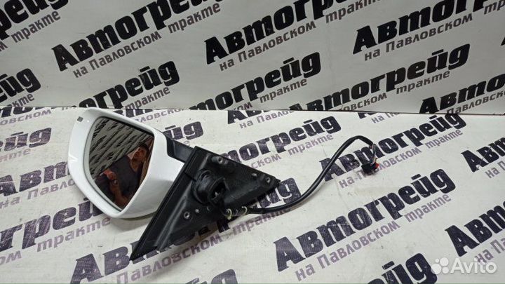 Зеркало правое Audi A4 8K2 cdhb 07.06.2008