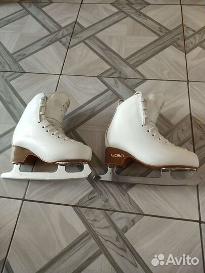 Коньки edea Motivo 215 (31) размер