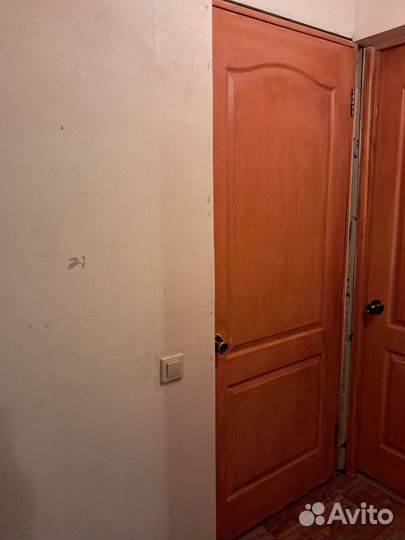 Двери межкомнатные 4 шт цена за все