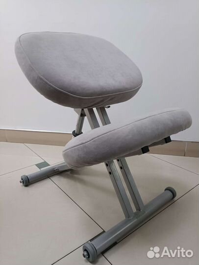 Коленный стул