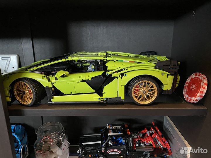 12 наборов Lego автомобильной тематики