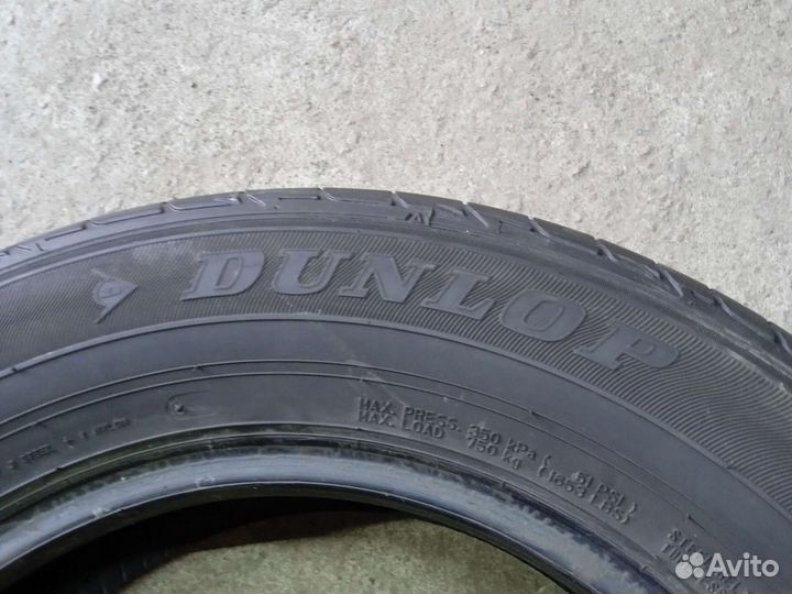 Dunlop SP Sport LM704 215/65 R16