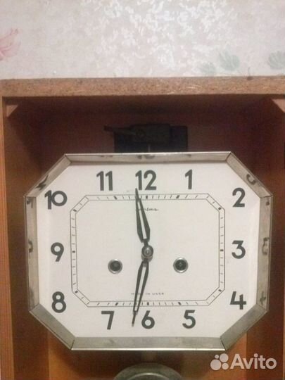 Часы настенные механ. 