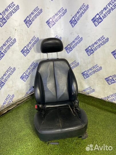 Сиденье переднее левое Hyundai Terracan