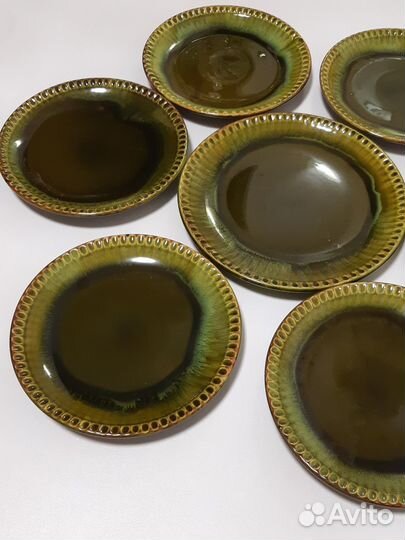 Набор керамика 6 блюдец и тарелка. СССР