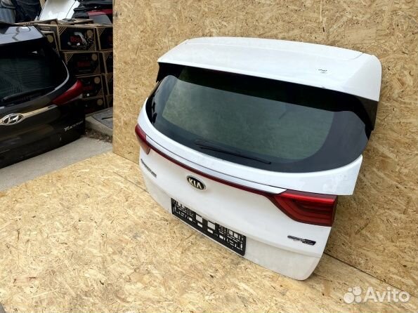 Дверь багажника Kia Sportage 4