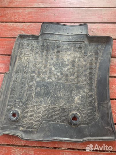 Коврик на land cruiser prado