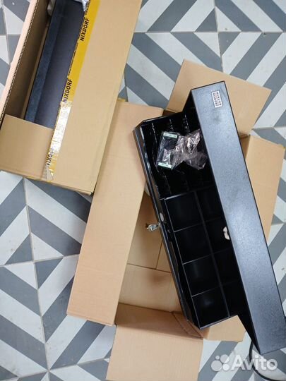 Денежные ящики новые