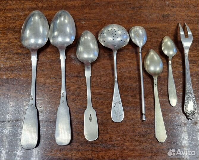 Серебрянные ложки, солонки, ваза и другое