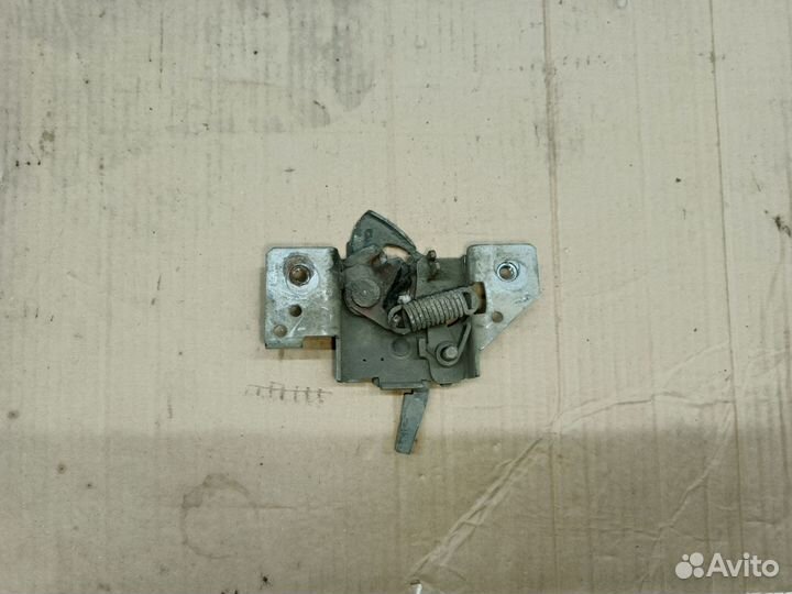 Замок капота Ford Fusion