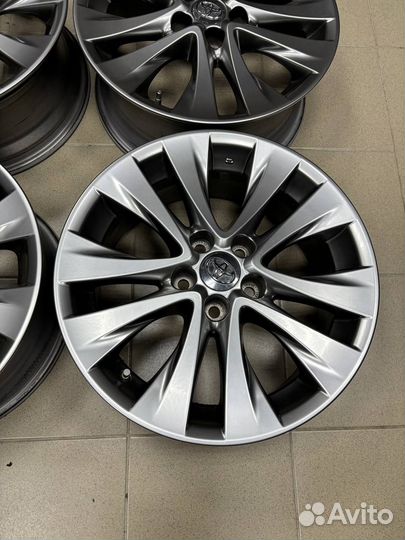 Оригинал Toyota - 18 /7.5J/ET+45 / 5х114,3