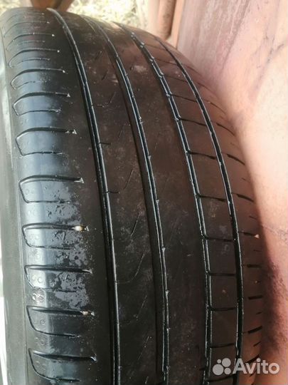 Pirelli Cinturato P7 215/55 R17