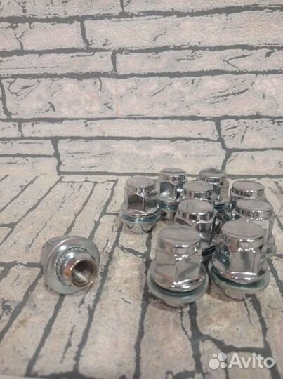 Болты на колеса