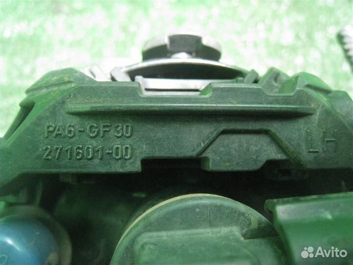 Птф передняя левая Toyota Verso R2 2009