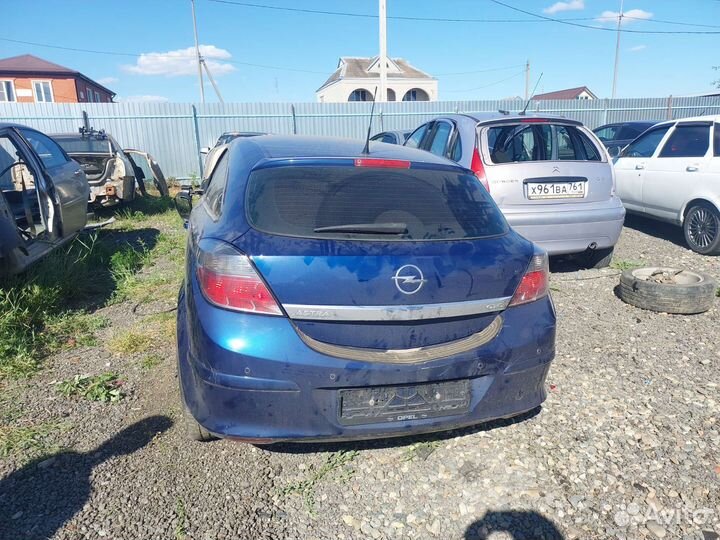 Opel Astra H GTC в разборе