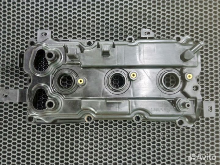 Клапанная крышка Nissan Infiniti QX70 QX50 EX25