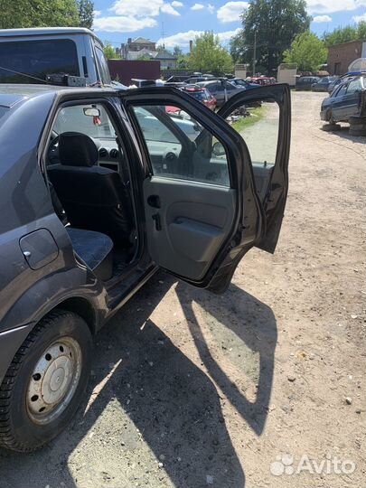 Renault logan в разбор