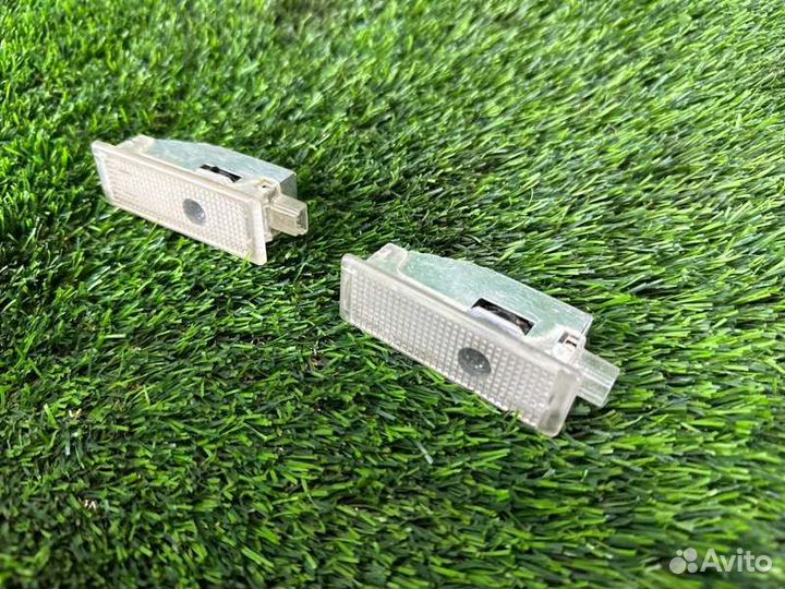 Подсветка двери Bmw 5 E60 M54B30 2003