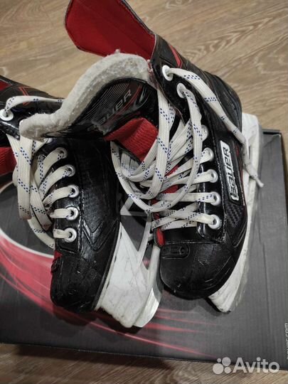 Хоккейные коньки Bauer 32