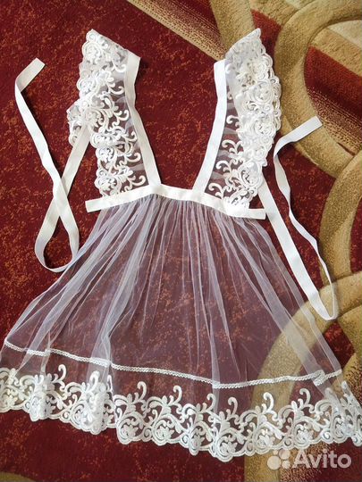 Белый школьный фартук