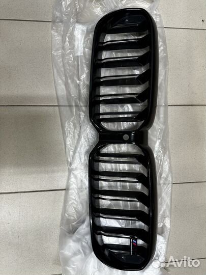 Решетка радиатора ноздри bmw m5 f90